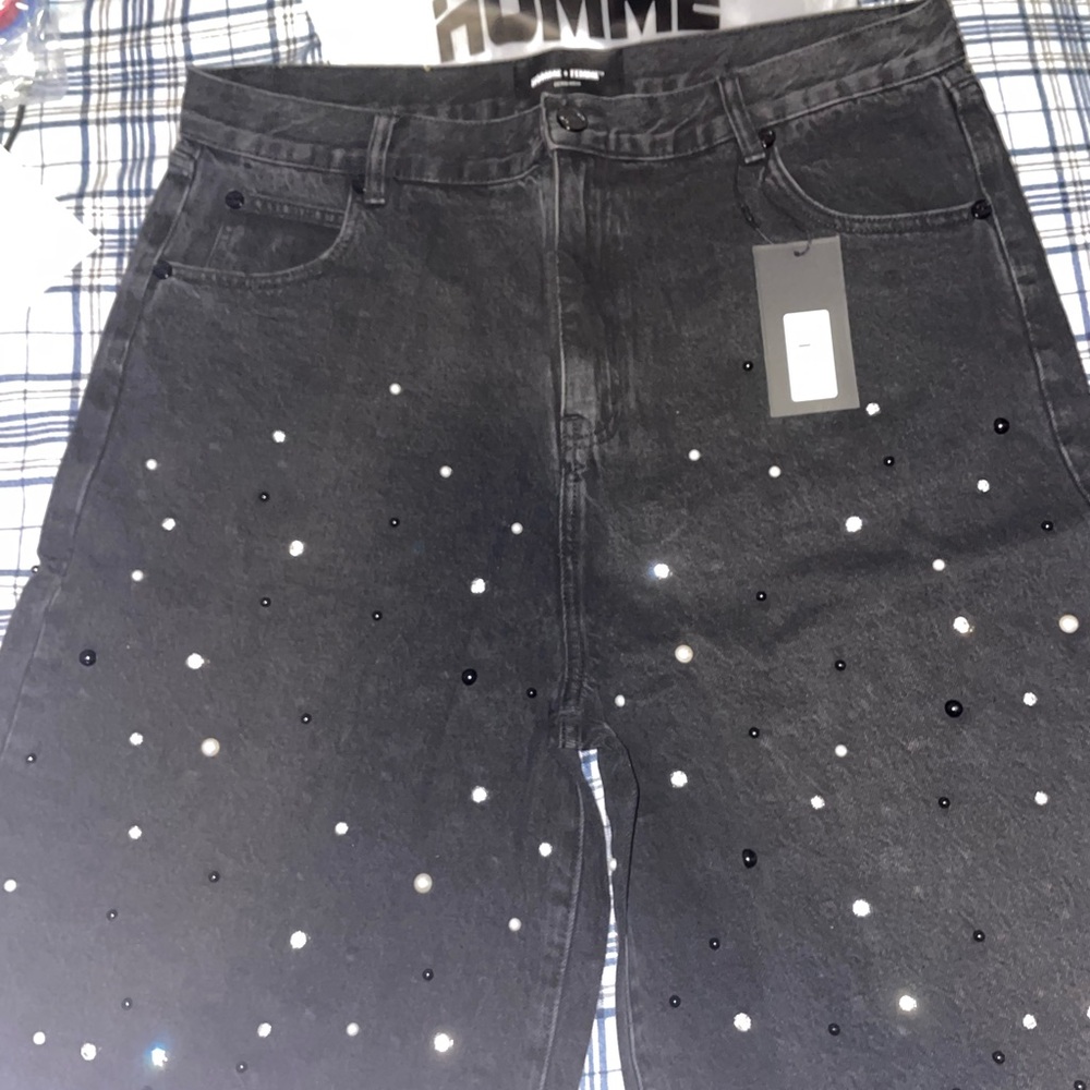 Black Studded Men's Relaxed Jeans